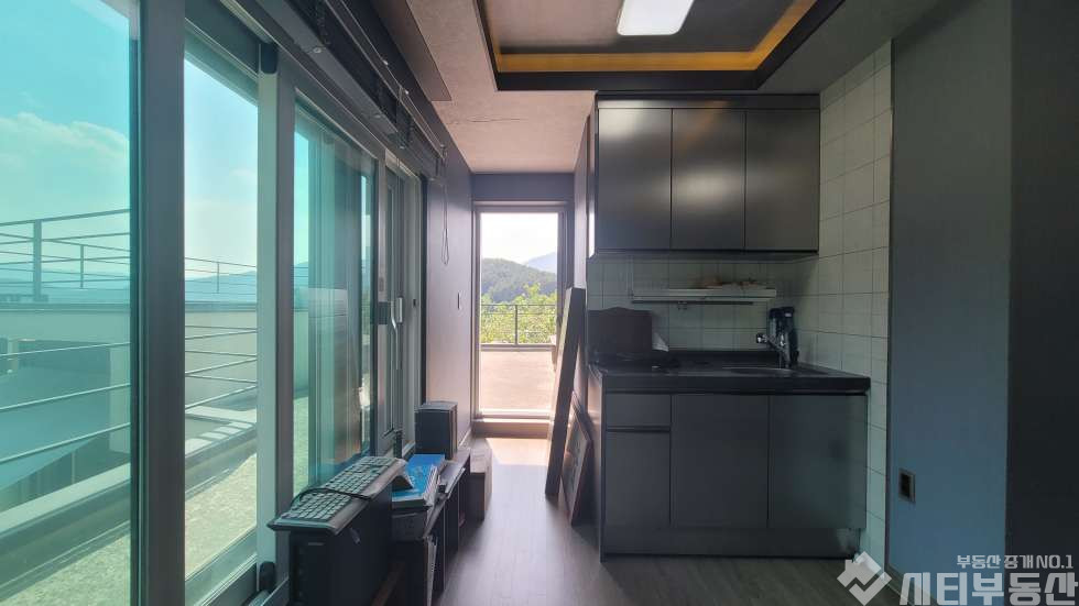경남 밀양시 상동면 가곡리 가격대비 높은 완성도 와 퀄리티, 튼튼한 철근 콘크리트 주택 매매 매물번호 10408 사진 6