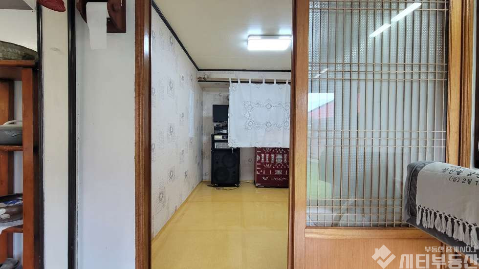 경남 밀양시 상남면 동산리 삶의 쉼터. 서까래 잘살아 있는 감성 촌집 매매 매물번호 10401 사진 32